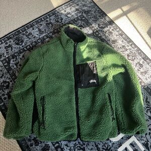 Meet your Posher, Nick